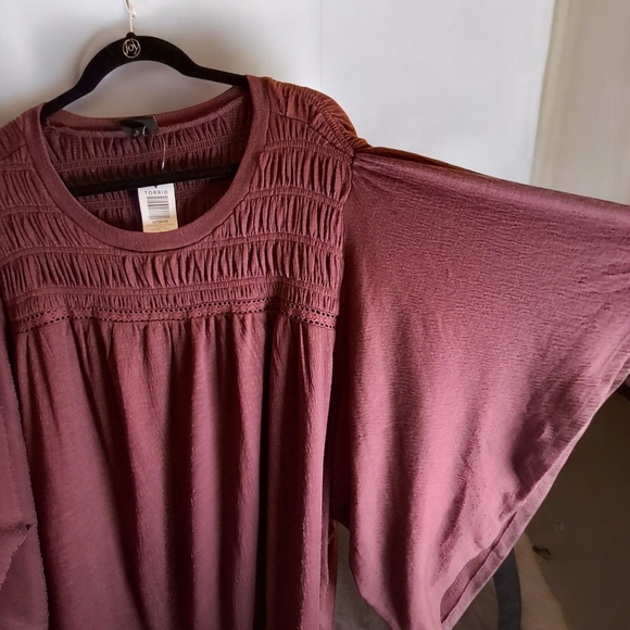 Torrid Purple burgundy top short flowy sleeves ruched neckline and back - Picture 8 of 8
